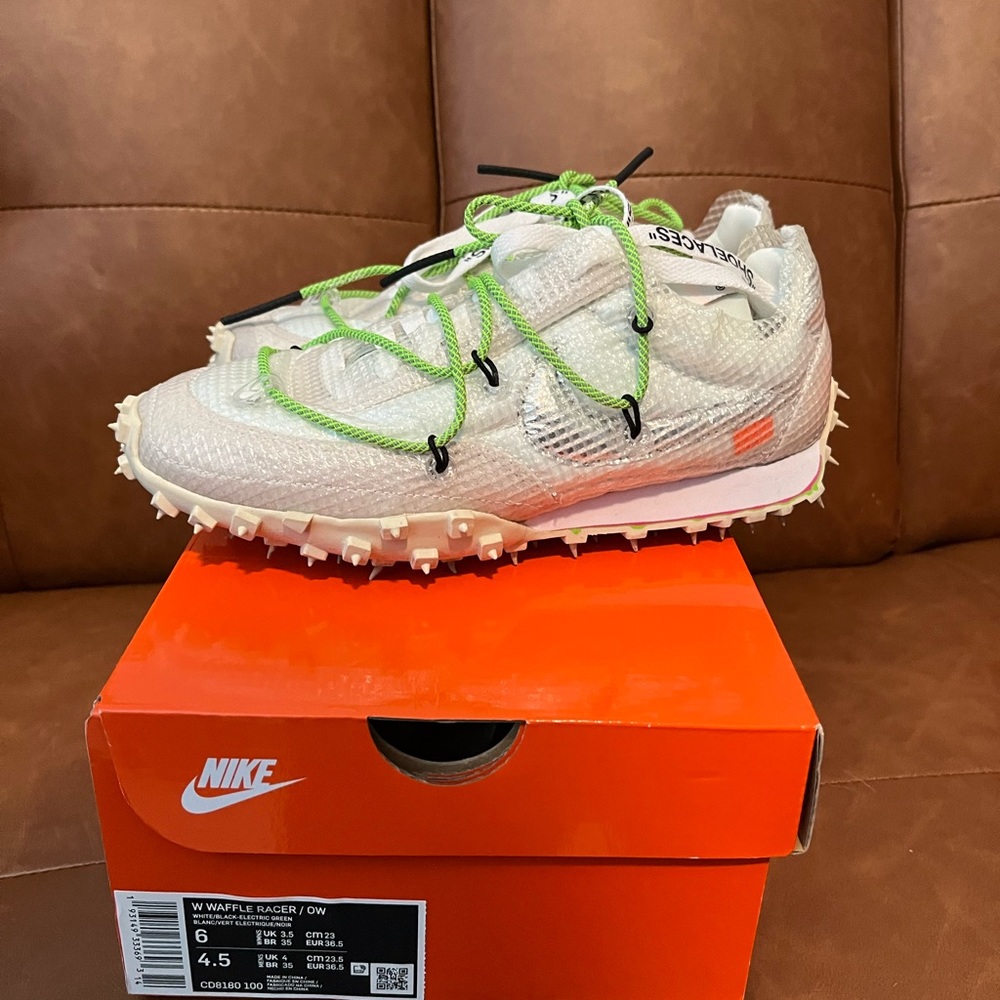 Size 6 - Nike Waffle Racer Electric Green 2019 Off-White Nike Waffle racer